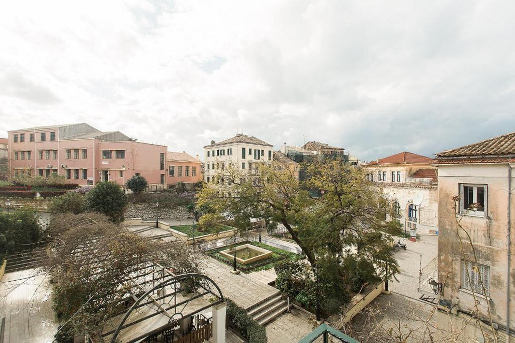 Deluxe Town Hall Square Flat In Historical Center 2 Corfu  ภายนอก รูปภาพ