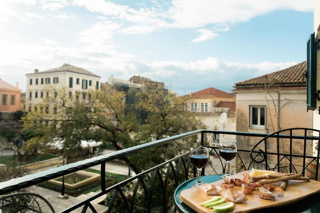 Deluxe Town Hall Square Flat In Historical Center 2 Corfu  ภายนอก รูปภาพ
