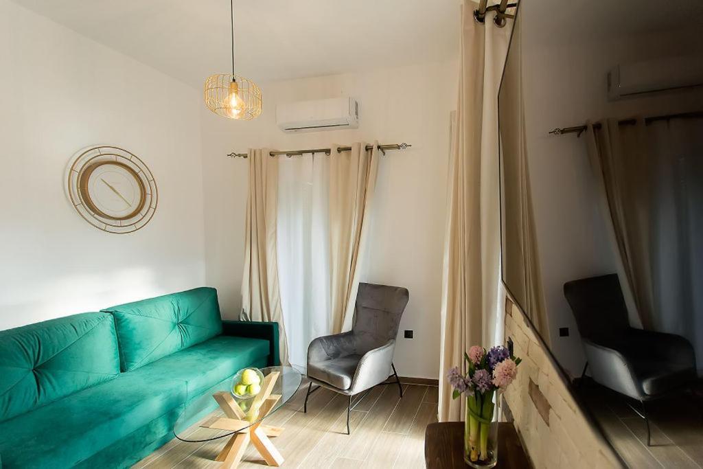 Deluxe Town Hall Square Flat In Historical Center 2 Corfu  ภายนอก รูปภาพ